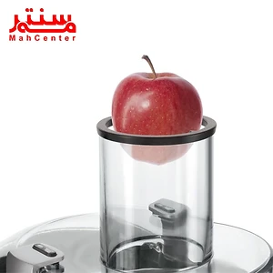 تصویر سیب داخل لوله آبمیوه گیری بوش مدل mes25a0